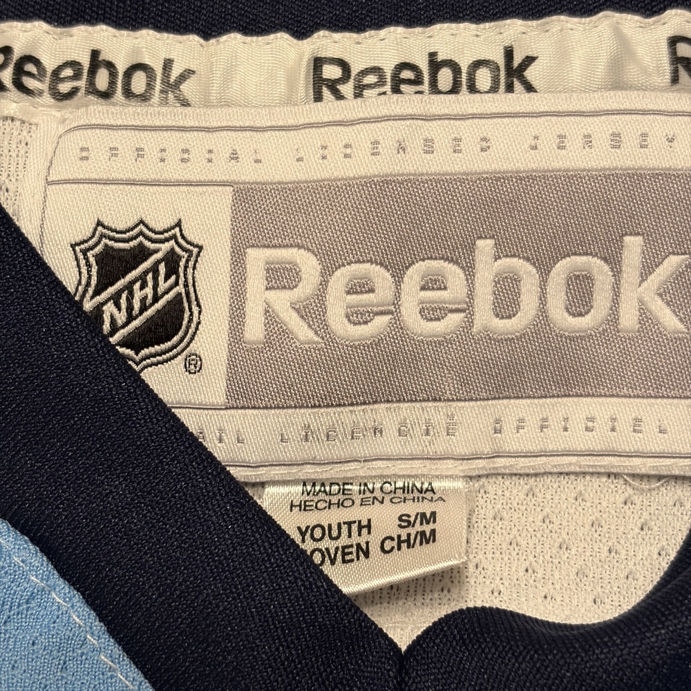 Pittsburgh Penguins Jersey Boys Medium Blue NHL Hockey Reebok S/M Throwback - Picture 6 of 10